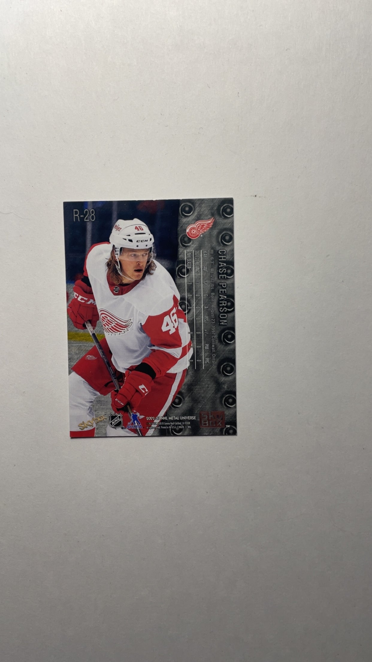 2022-23 Skybox Metal Universe R-28 Chase Pearson Precious Metal Gems Red