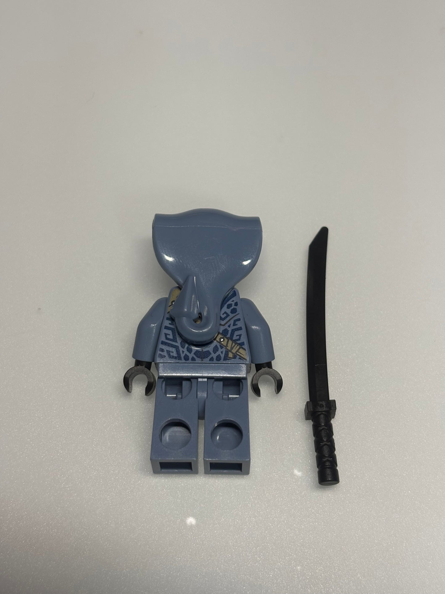 Serpentine warrior njo649